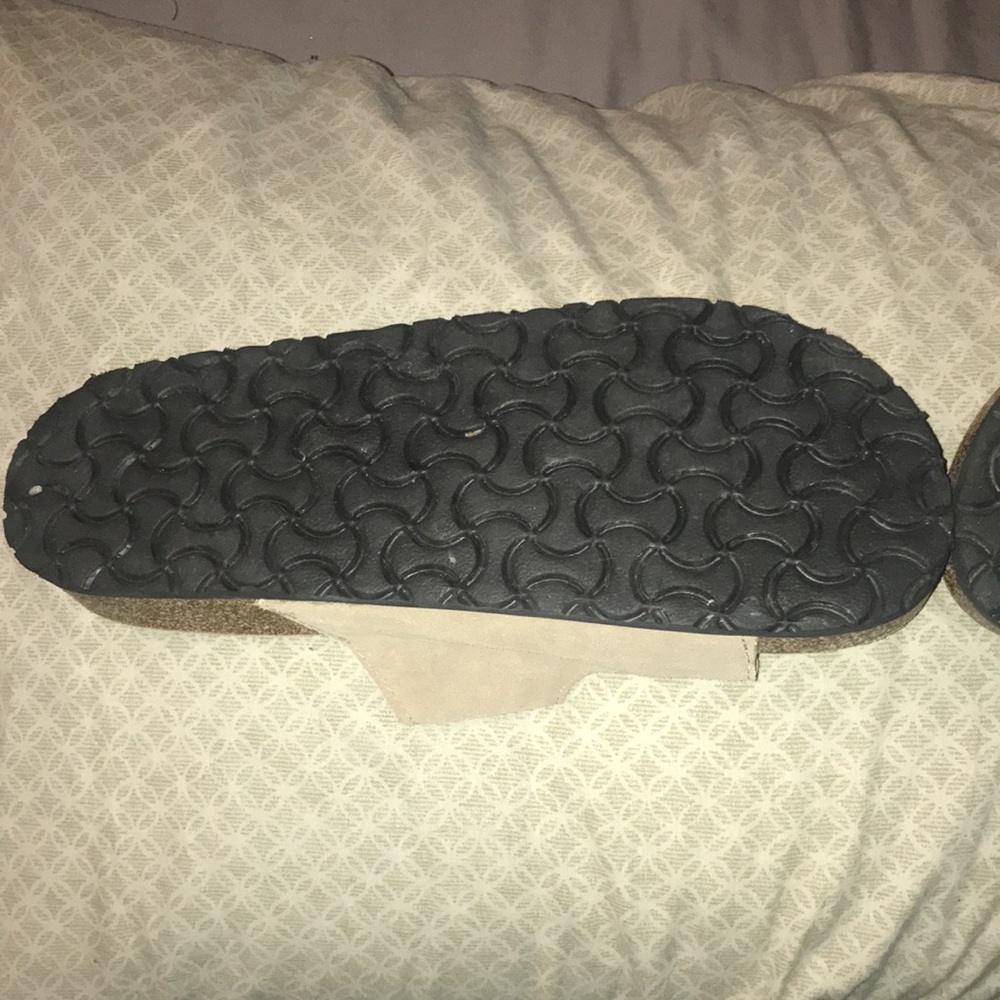 Sandals - Picture 4 of 5